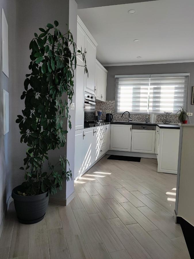 Luxury Apartment Pape Baška Voda Exterior foto